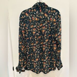 Women’s blouse